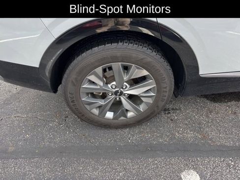 Used 2023 Kia Sportage SX AWD/4WD image 3