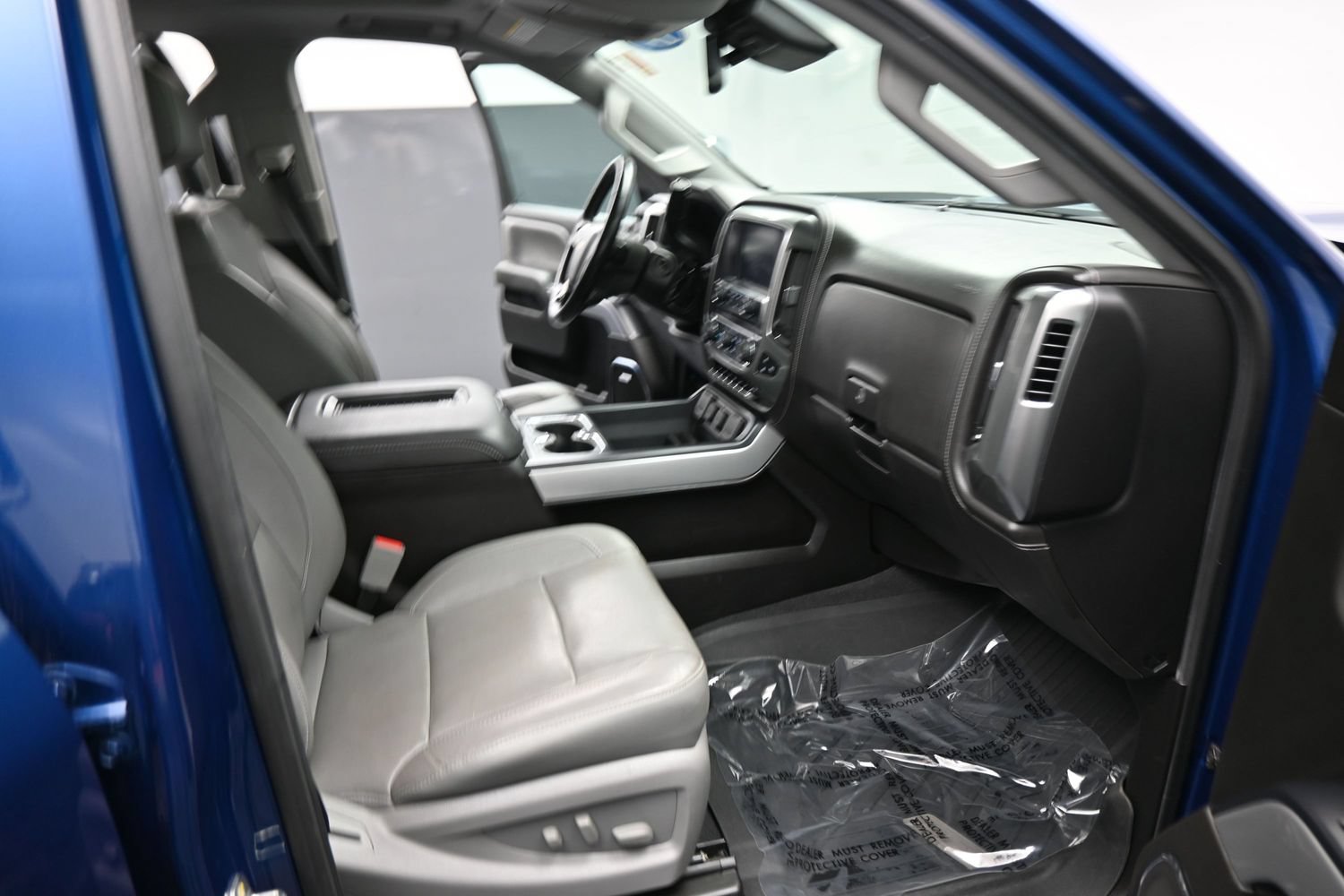 Used 2019 Chevrolet Silverado 2500 LTZ w/ Duramax Plus Package AWD/4WD image 21