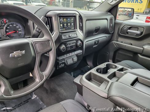 Used 2019 Chevrolet Silverado 1500 Custom Trail Boss w/ Custom Convenience Package AWD/4WD image 22