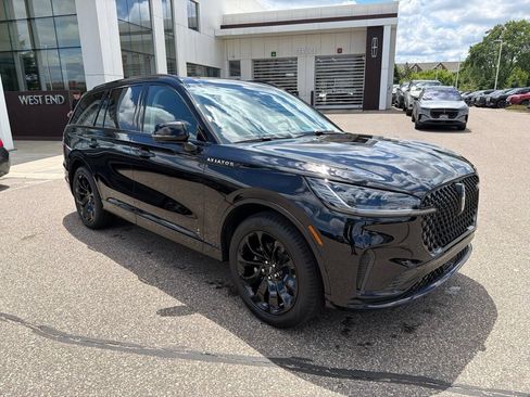 New 2026 Lincoln Aviator AWD image 34