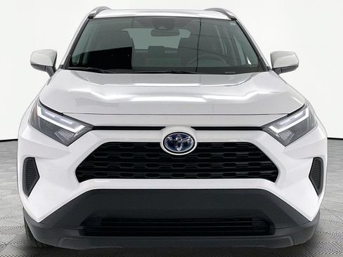 Used 2024 Toyota RAV4 LE AWD/4WD image 2