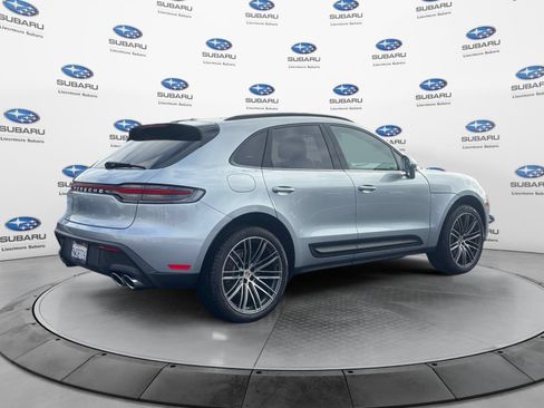 Used 2026 Porsche Macan AWD/4WD image 5