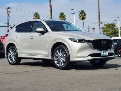 New 2025 MAZDA CX-5 AWD 2.5 S w/ Premium Plus Pkg image 24