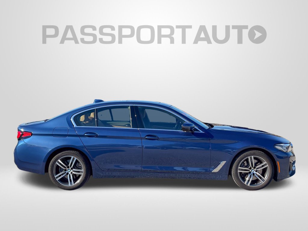 Certified 2023 BMW 530i xDrive w/ Premium Package AWD/4WD image 7