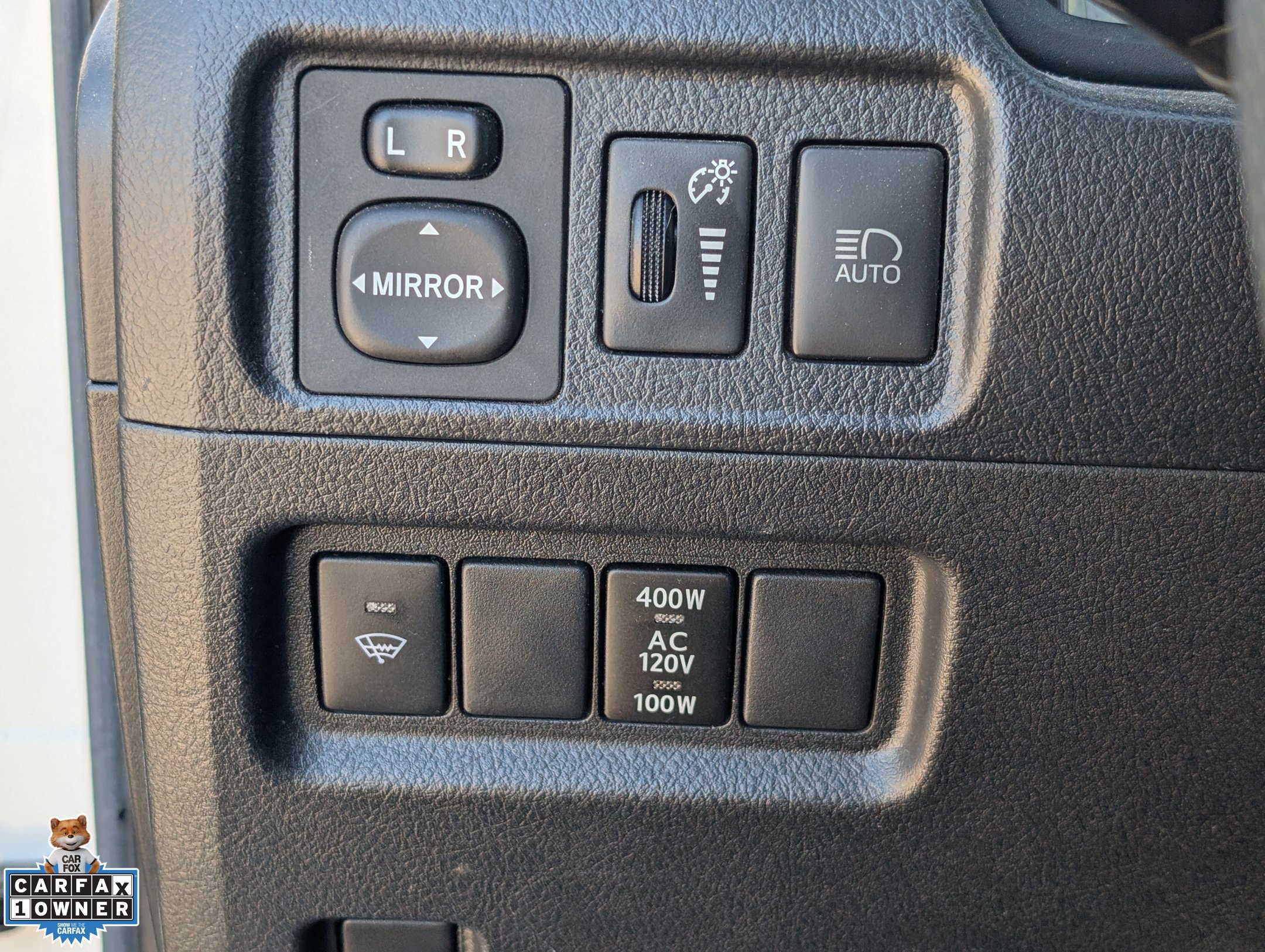 Used 2020 Toyota 4Runner SR5 Premium w/ Moonroof Package RWD image 29