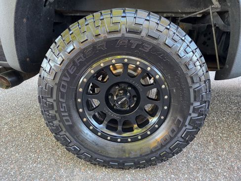 Used 2011 Ford F150 Raptor w/ Raptor Luxury Pkg image 20