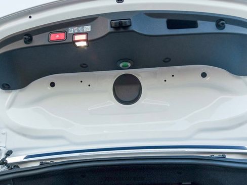 Used 2023 Mercedes-Benz E 450 Cabriolet image 63