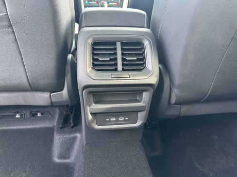 New 2026 Volkswagen Taos SE AWD/4WD image 18
