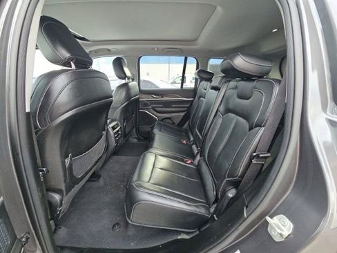 Used 2023 Jeep Grand Cherokee 4WD 4xe image 14
