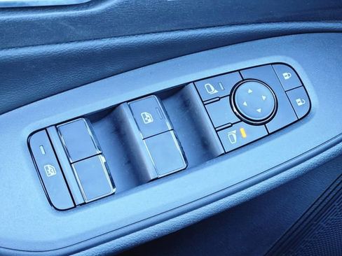 New 2026 Nissan Sentra SV w/ SV Convenience Package FWD image 20