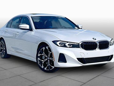Used 2026 BMW 330i Sedan RWD image 2