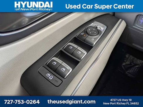 Used 2025 Kia Sorento S w/ Panoramic Sunroof Package FWD image 31