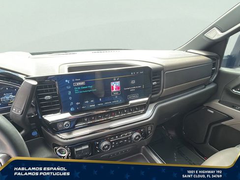 Certified 2024 Chevrolet Silverado 2500 ZR2 w/ Technology Package AWD/4WD image 20