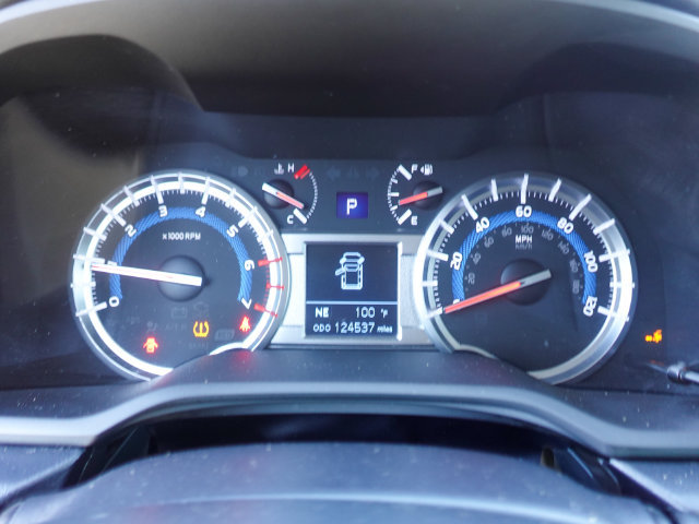 Used 2016 Toyota 4Runner Limited AWD/4WD image 15