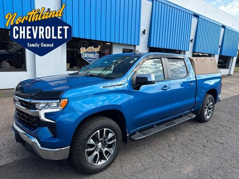 Used 2023 Chevrolet Silverado 1500 LT w/ Protection Package AWD/4WD image 1