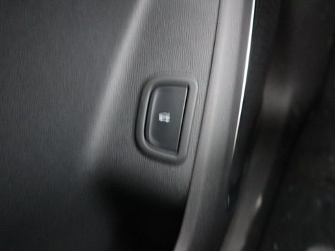 New 2026 Chevrolet Traverse RS image 22