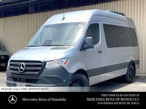 Used 2025 Mercedes-Benz Sprinter 2500 image 1