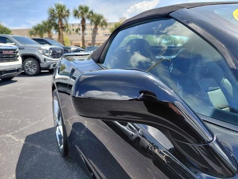 Used 2014 Chevrolet Corvette Stingray Convertible w/ 3LT Preferred Equipment Group RWD image 10