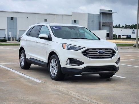 Used 2022 Ford Edge SEL w/ Convenience Package AWD/4WD image 3