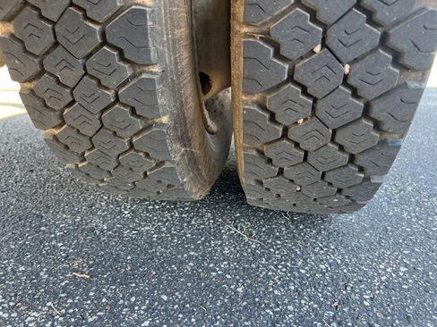 Used 2006 Ford F450 2WD Regular Cab Super Duty image 39