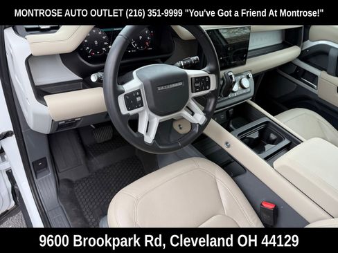 Used 2024 Land Rover Defender 130 S image 12