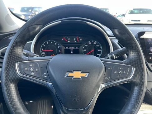 Used 2024 Chevrolet Malibu LT image 24