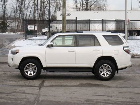 Used 2015 Toyota 4Runner Trail Premium image 6