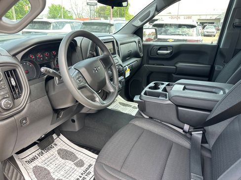 New 2026 Chevrolet Silverado 1500 Custom Trail Boss w/ LPO, Dark Essentials Package image 9