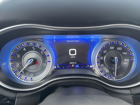 Used 2022 Chrysler 300 S w/ Comfort Group image 27