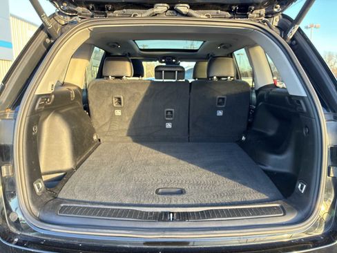 Used 2023 Jeep Grand Cherokee Limited image 27