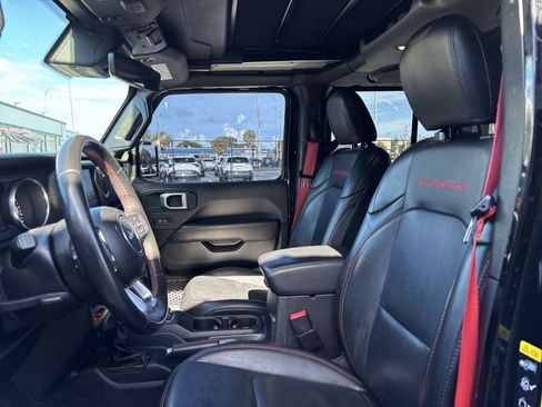 Used 2020 Jeep Wrangler Unlimited Rubicon w/ Quick Order Package 28Y Recon AWD/4WD image 13