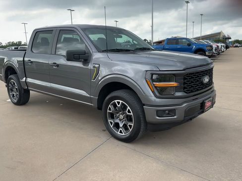 Used 2024 Ford F150 STX AWD/4WD image 3