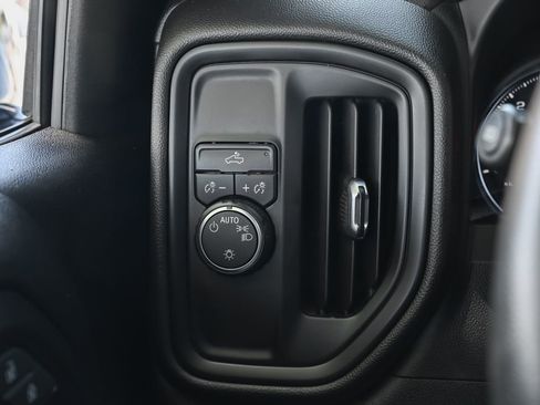 Used 2022 Chevrolet Silverado 1500 Custom RWD image 26