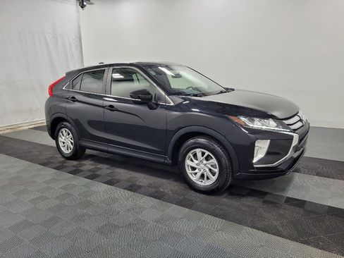 Used 2018 Mitsubishi Eclipse Cross ES image 11