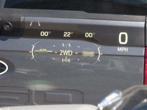 Used 2025 Chevrolet Silverado 1500 ZR2 w/ Technology Package image 29