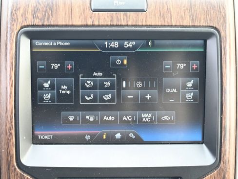 Used 2014 Ford F150 Lariat w/ Equipment Group 502A Luxury image 29