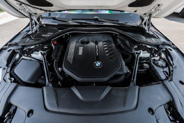 Used 2017 BMW 740i RWD image 71