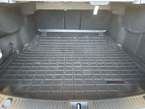 Used 2022 Mercedes-Benz E 350 Sedan image 14