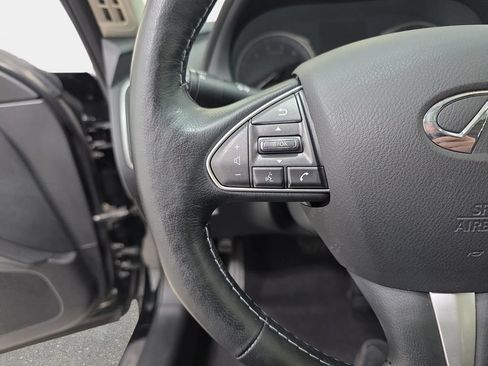 Used 2015 INFINITI Q50 AWD w/ Moonroof Package image 17