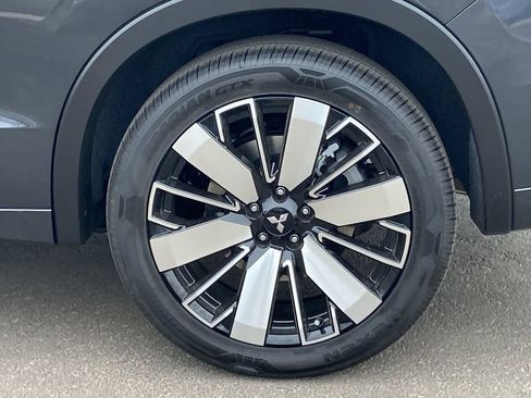 New 2026 Mitsubishi Outlander SEL AWD/4WD image 30