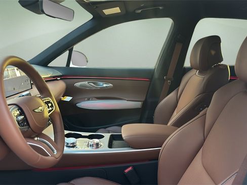 New 2026 Genesis GV70 2.5T Advanced image 13