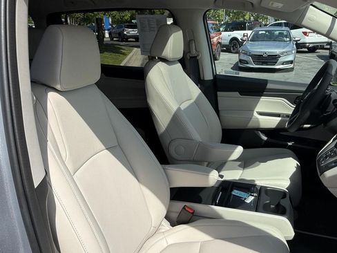 Certified 2026 Honda Odyssey EX-L image 31
