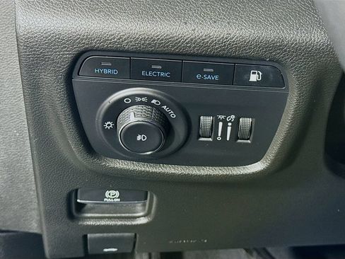 Used 2024 Jeep Grand Cherokee Limited 4xe AWD/4WD image 22