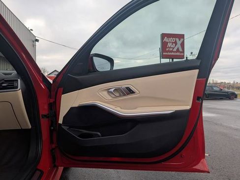 Used 2021 BMW 330i xDrive Sedan w/ Convenience Package image 24