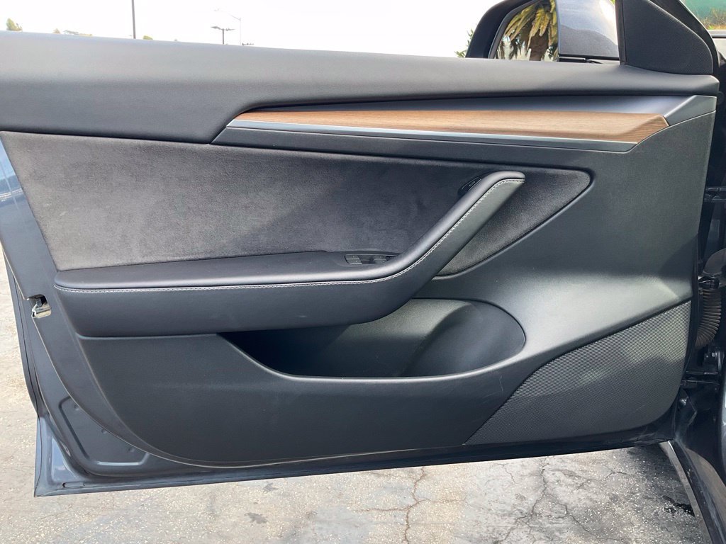 Used 2023 Tesla Model 3 Standard Range RWD image 23