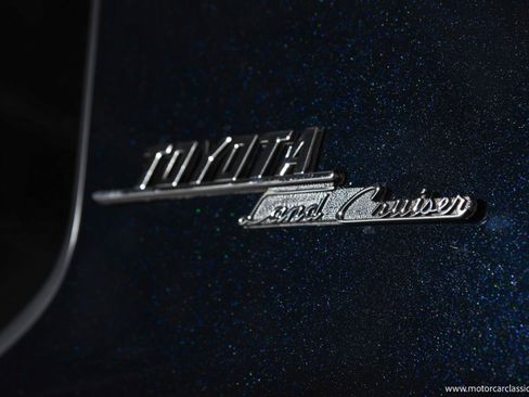 Used 2021 Toyota Land Cruiser Heritage Edition image 21