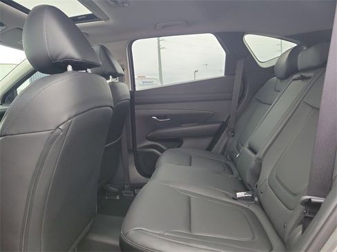 Used 2025 Hyundai Tucson SEL image 13