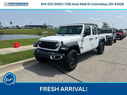 Used 2025 Jeep Gladiator Sport AWD/4WD image 8