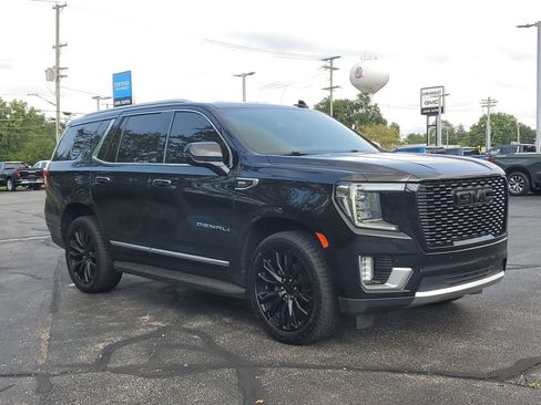 Used 2021 GMC Yukon Denali AWD/4WD image 3