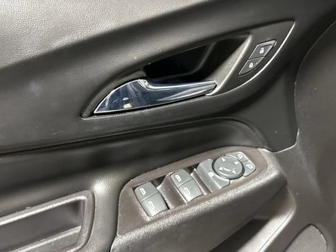 Used 2022 Chevrolet Equinox LT FWD image 20